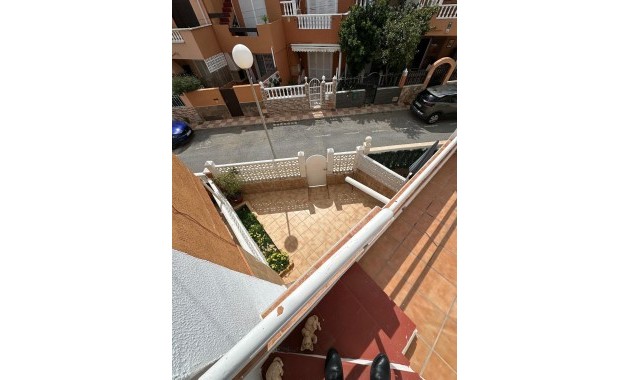 Herverkoop - duplex -
Torrevieja - Playa de los Naufragos