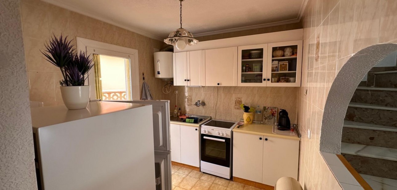 Herverkoop - duplex -
Torrevieja - Playa de los Naufragos