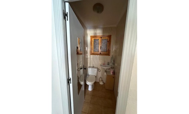 Herverkoop - duplex -
Torrevieja - Playa de los Naufragos