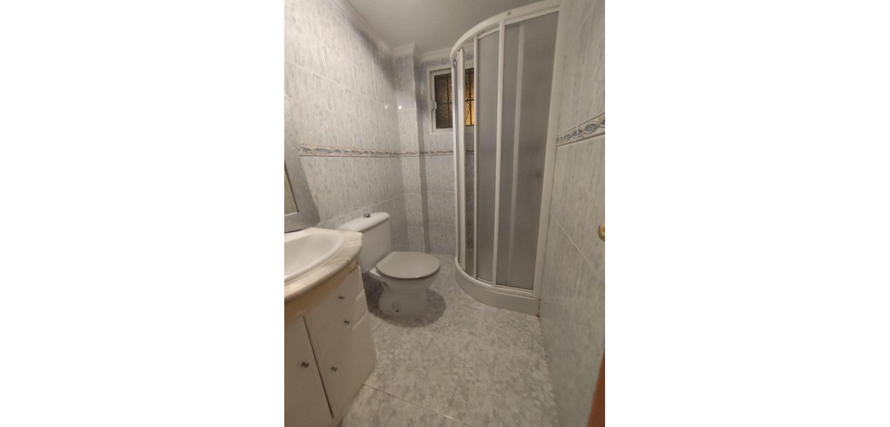 Herverkoop - Appartement / flat -
Torrevieja - El chaparral