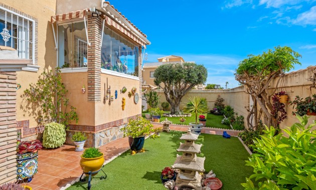 Herverkoop - Quad Villa -
Ciudad Quesada - Doña Pepa