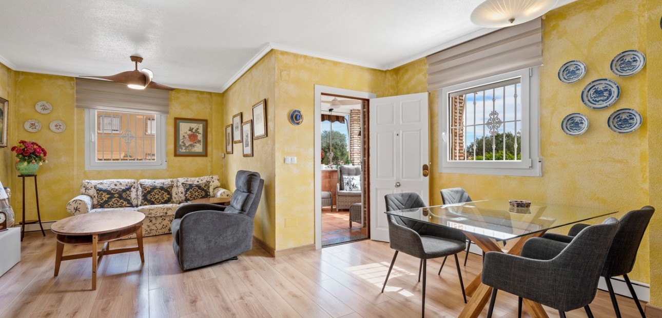 Herverkoop - Quad Villa -
Ciudad Quesada - Doña Pepa