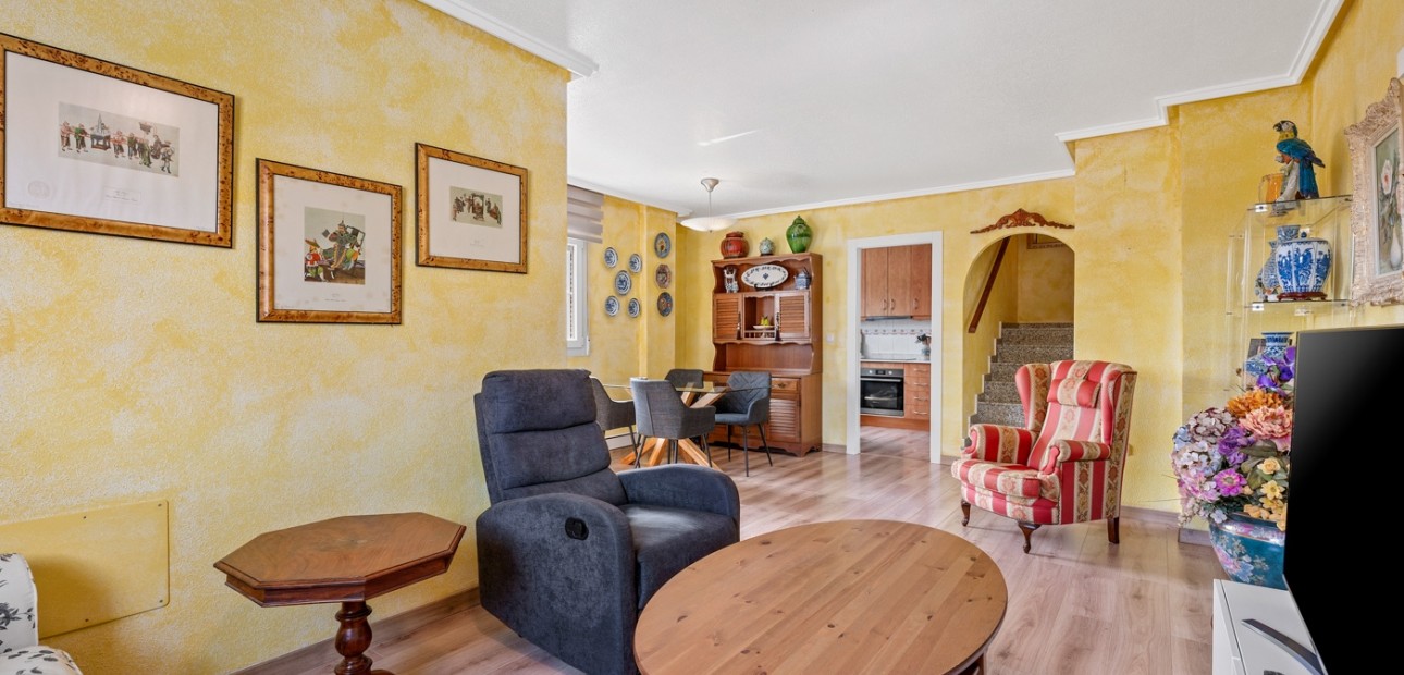 Herverkoop - Quad Villa -
Ciudad Quesada - Doña Pepa