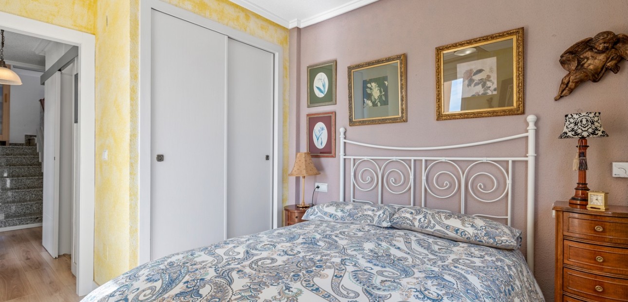 Herverkoop - Quad Villa -
Ciudad Quesada - Doña Pepa