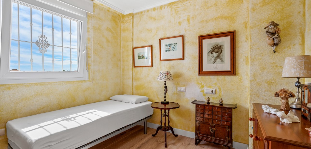 Herverkoop - Quad Villa -
Ciudad Quesada - Doña Pepa