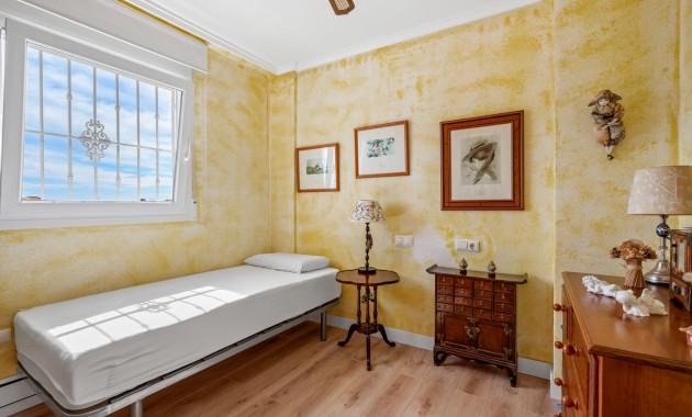 Herverkoop - Quad Villa -
Ciudad Quesada - Doña Pepa