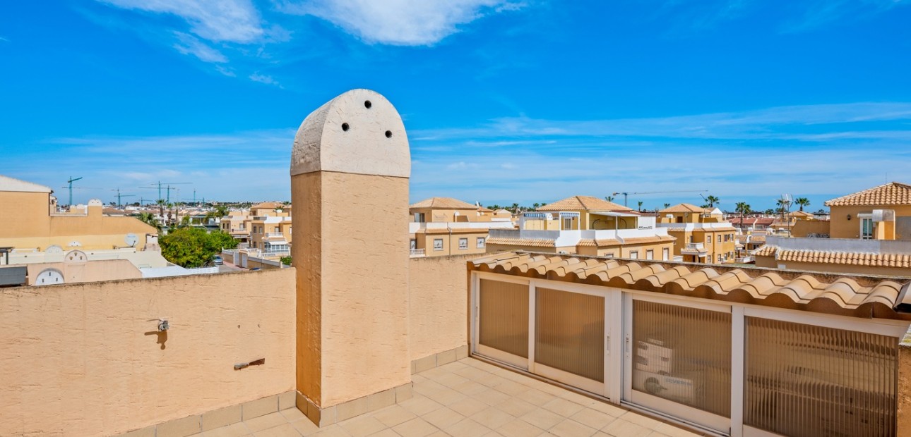 Herverkoop - Quad Villa -
Ciudad Quesada - Doña Pepa