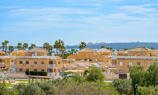 Herverkoop - Quad Villa -
Ciudad Quesada - Doña Pepa