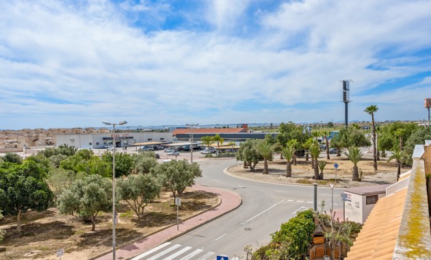 Herverkoop - Quad Villa -
Ciudad Quesada - Doña Pepa