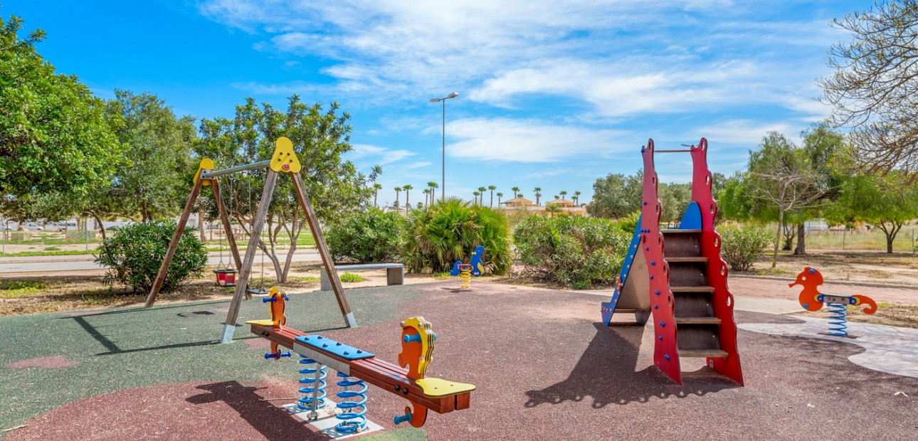 Herverkoop - Quad Villa -
Ciudad Quesada - Doña Pepa