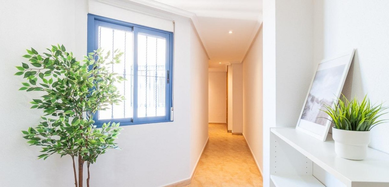 Herverkoop - Penthouse -
Torrevieja - Centro