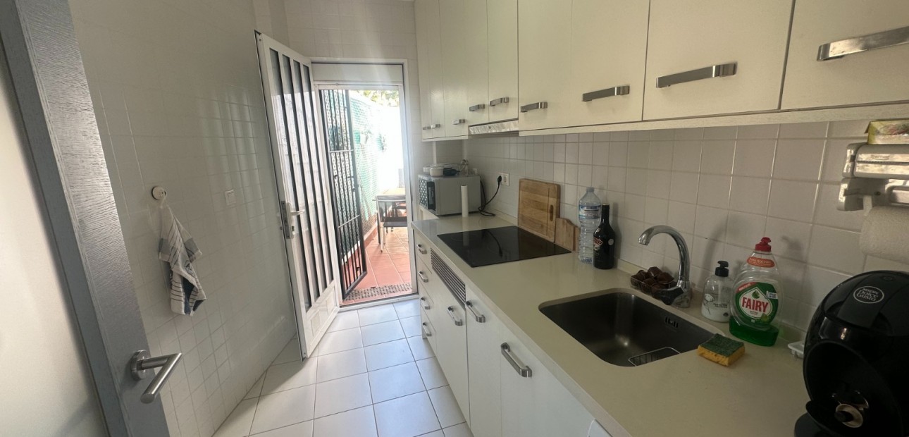 Herverkoop - Bungalow -
Torrevieja - Aguas Nuevas