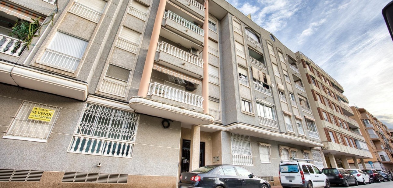 Herverkoop - Penthouse -
Torrevieja - Acequion