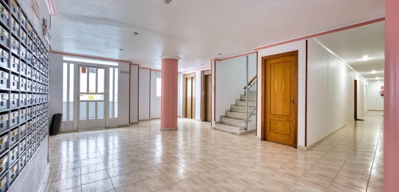 Herverkoop - Penthouse -
Torrevieja - Acequion