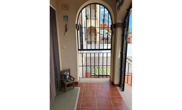 Herverkoop - Villa -
Torrevieja - Torreblanca