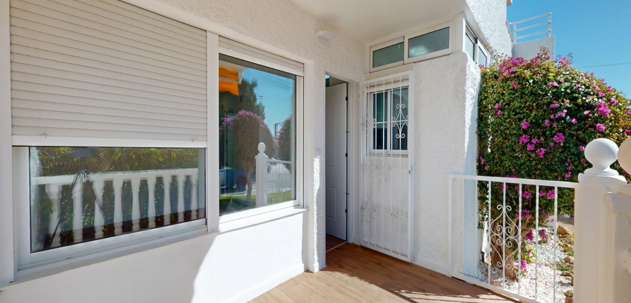 Herverkoop - Appartement / flat -
Orihuela Costa - Villamartin