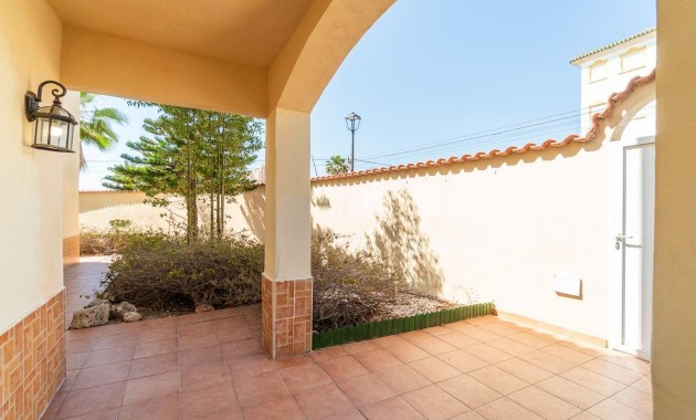 Herverkoop - Villa -
Torrevieja - La Mata
