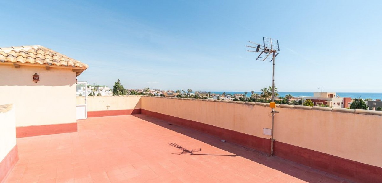 Herverkoop - Villa -
Torrevieja - La Mata