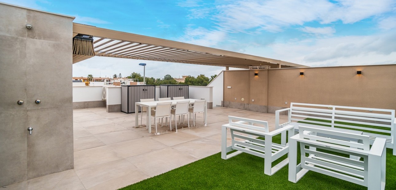 Sale - Penthouse -
LO PAGÁN