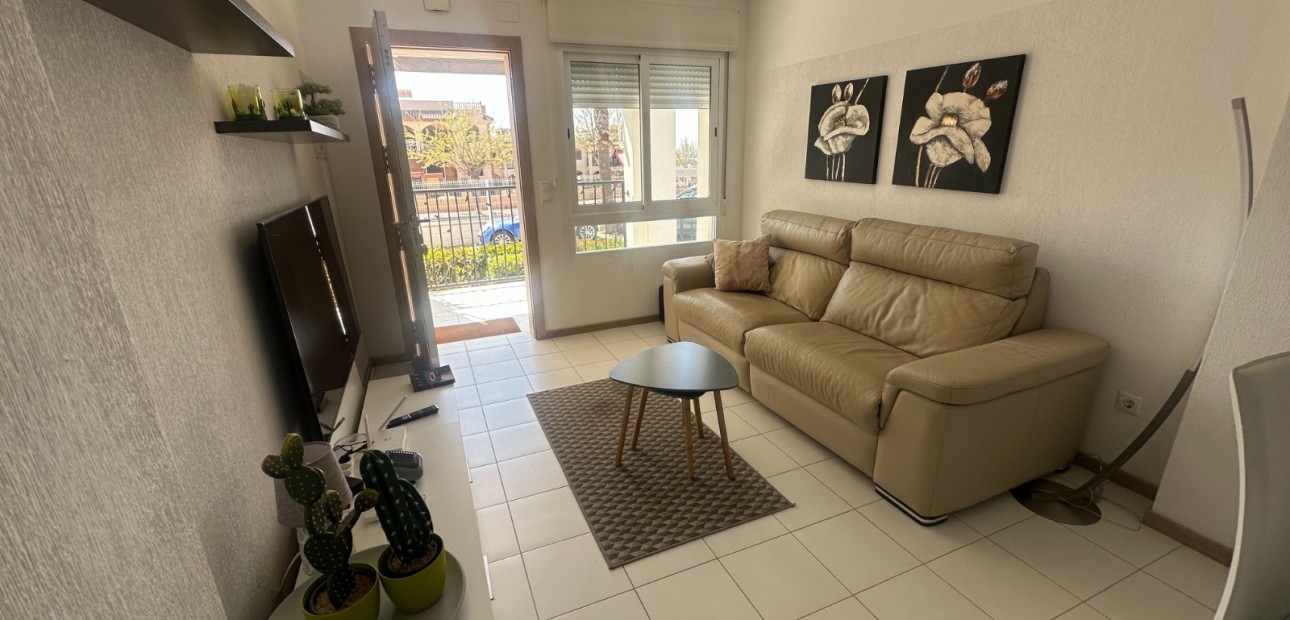 Herverkoop - Bungalow -
Torrevieja - Aguas Nuevas