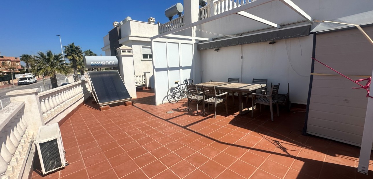 Herverkoop - Bungalow -
Torrevieja - Aguas Nuevas
