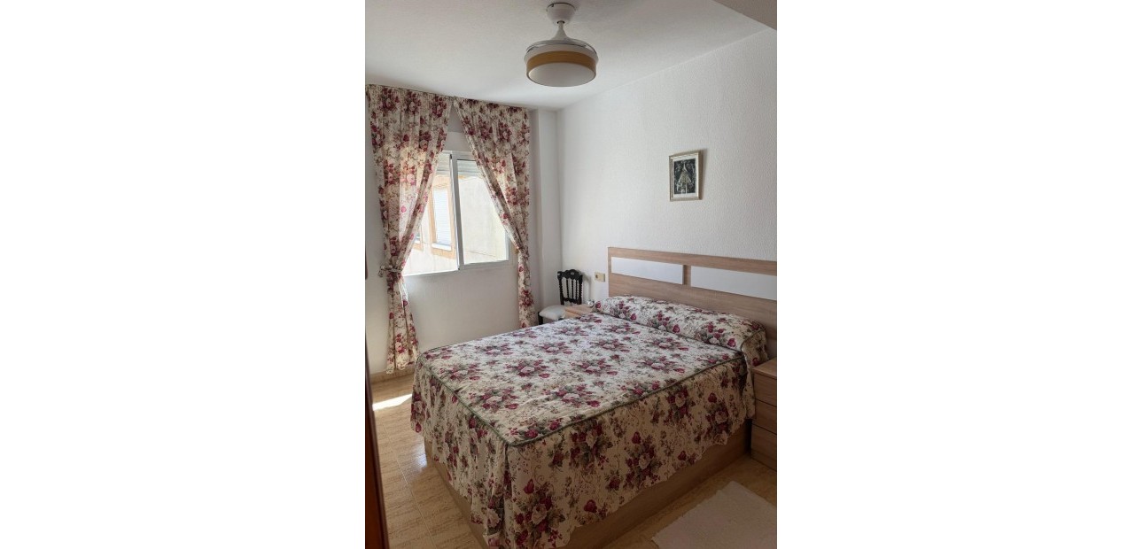 Herverkoop - Penthouse -
Torrevieja - Acequion