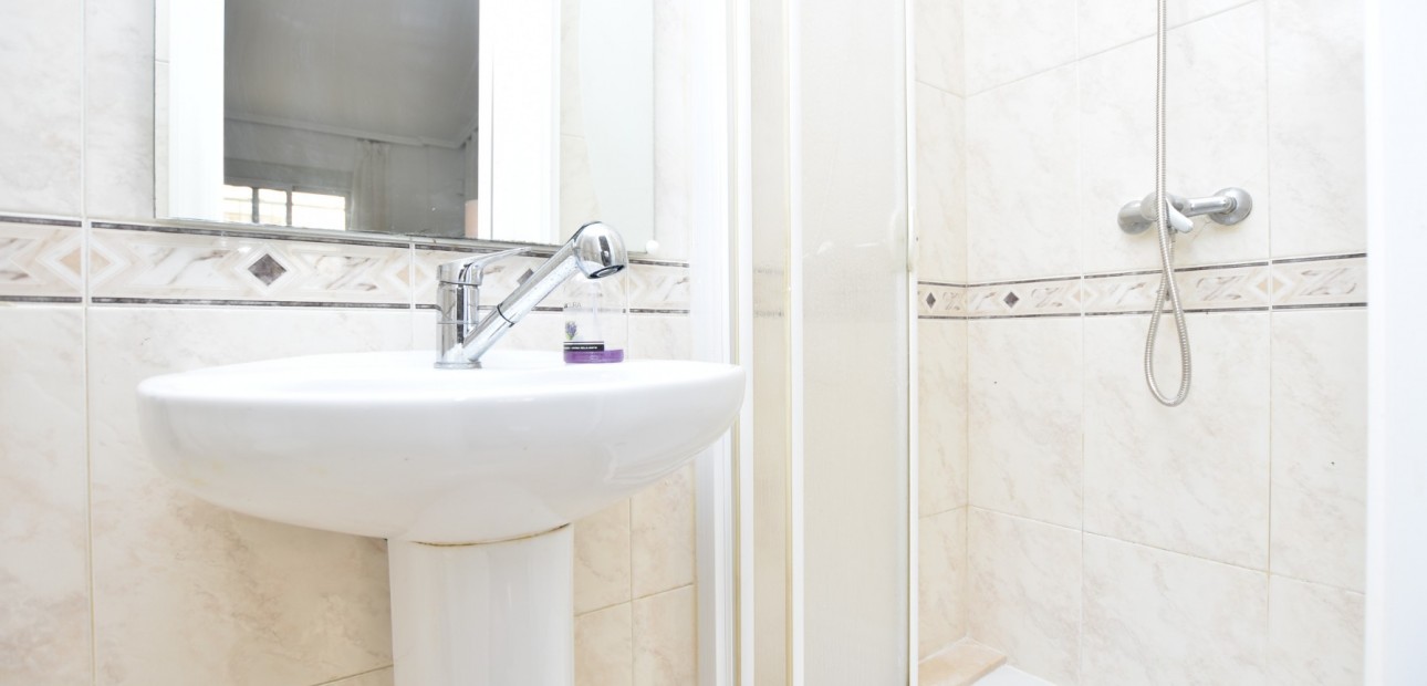 Herverkoop - Herenhuis -
Ciudad Quesada - Doña Pepa