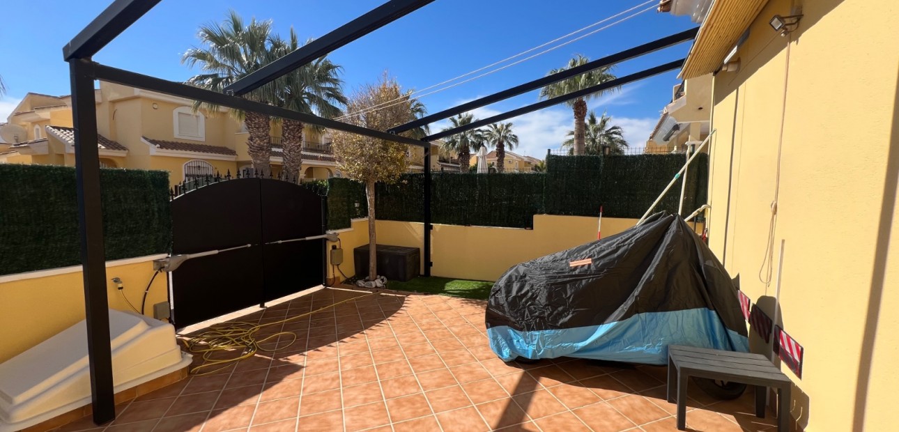 Herverkoop - Detached Villa -
Orihuela Costa - Los Dolses