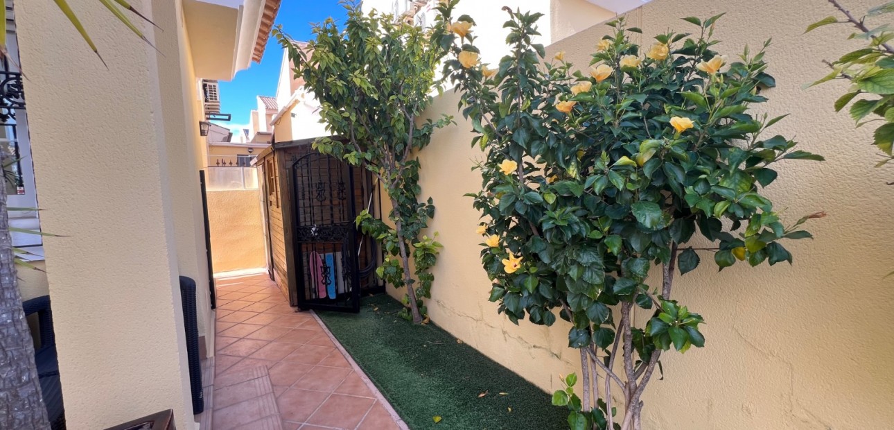 Herverkoop - Detached Villa -
Orihuela Costa - Los Dolses