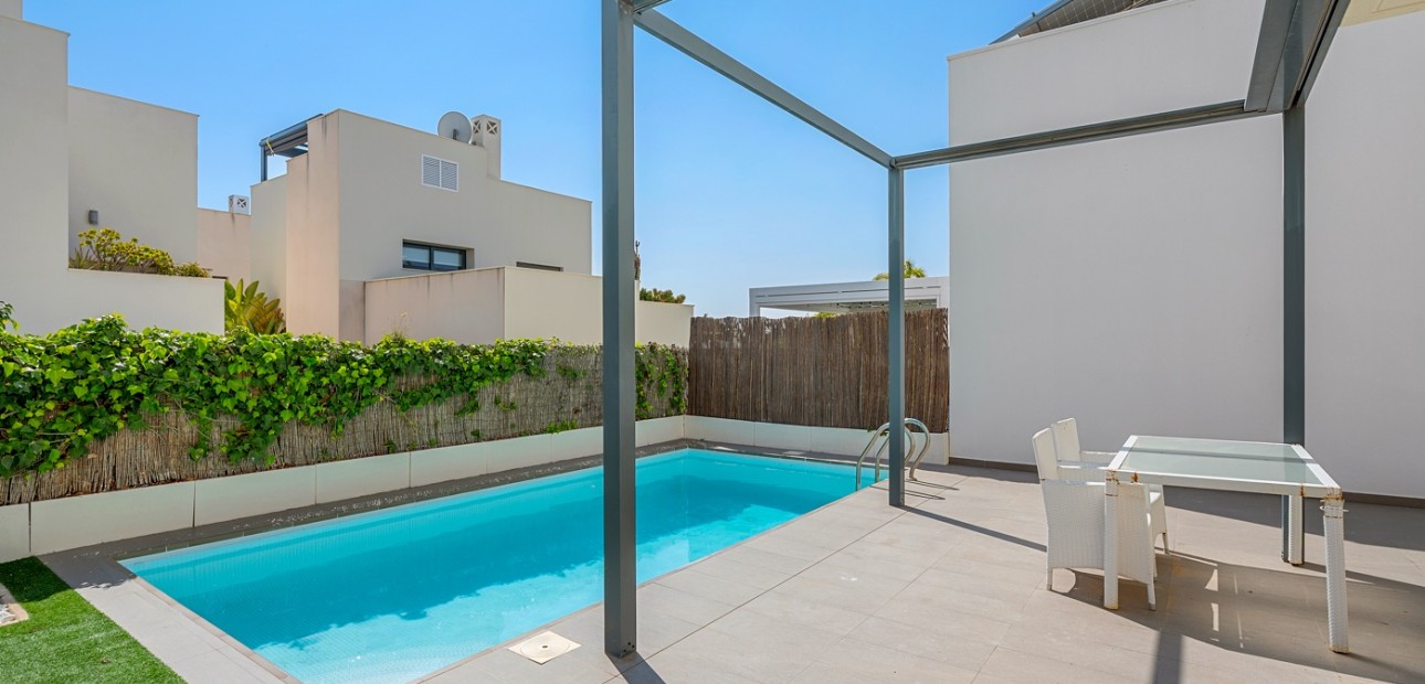 Herverkoop - Detached Villa -
Ciudad Quesada - La Laguna