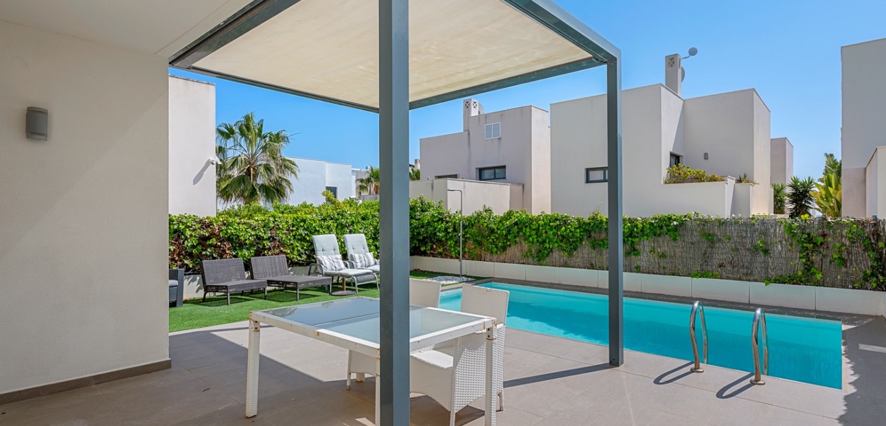 Herverkoop - Detached Villa -
Ciudad Quesada - La Laguna