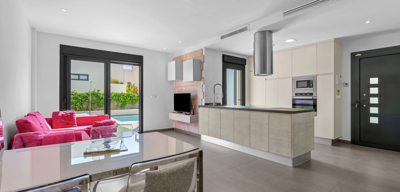 Herverkoop - Detached Villa -
Ciudad Quesada - La Laguna