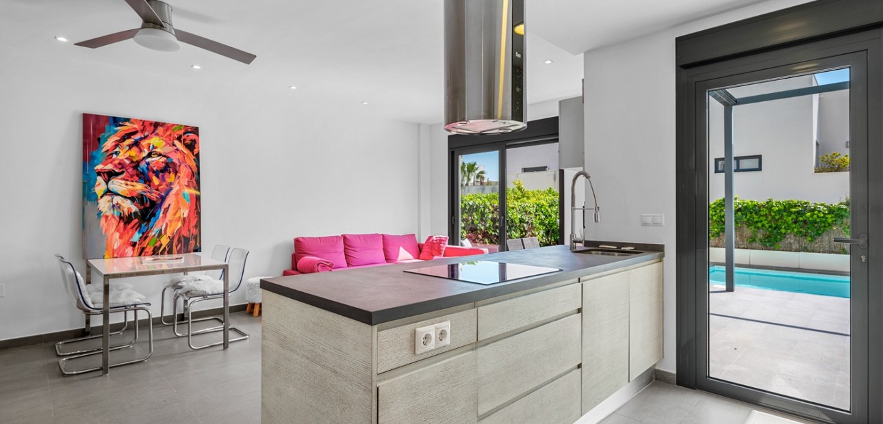 Herverkoop - Detached Villa -
Ciudad Quesada - La Laguna