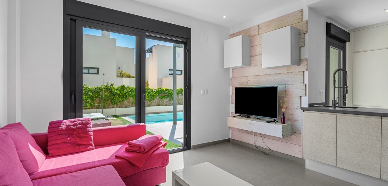 Herverkoop - Detached Villa -
Ciudad Quesada - La Laguna