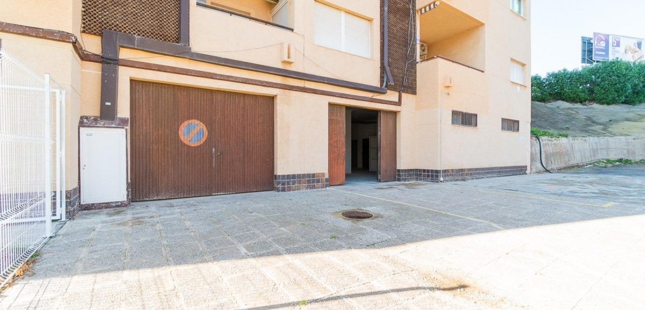 Herverkoop - Flat -
Orihuela Costa - La Zenia