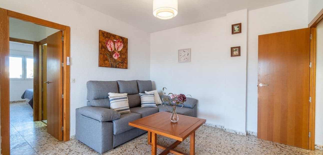 Herverkoop - Flat -
Orihuela Costa - La Zenia