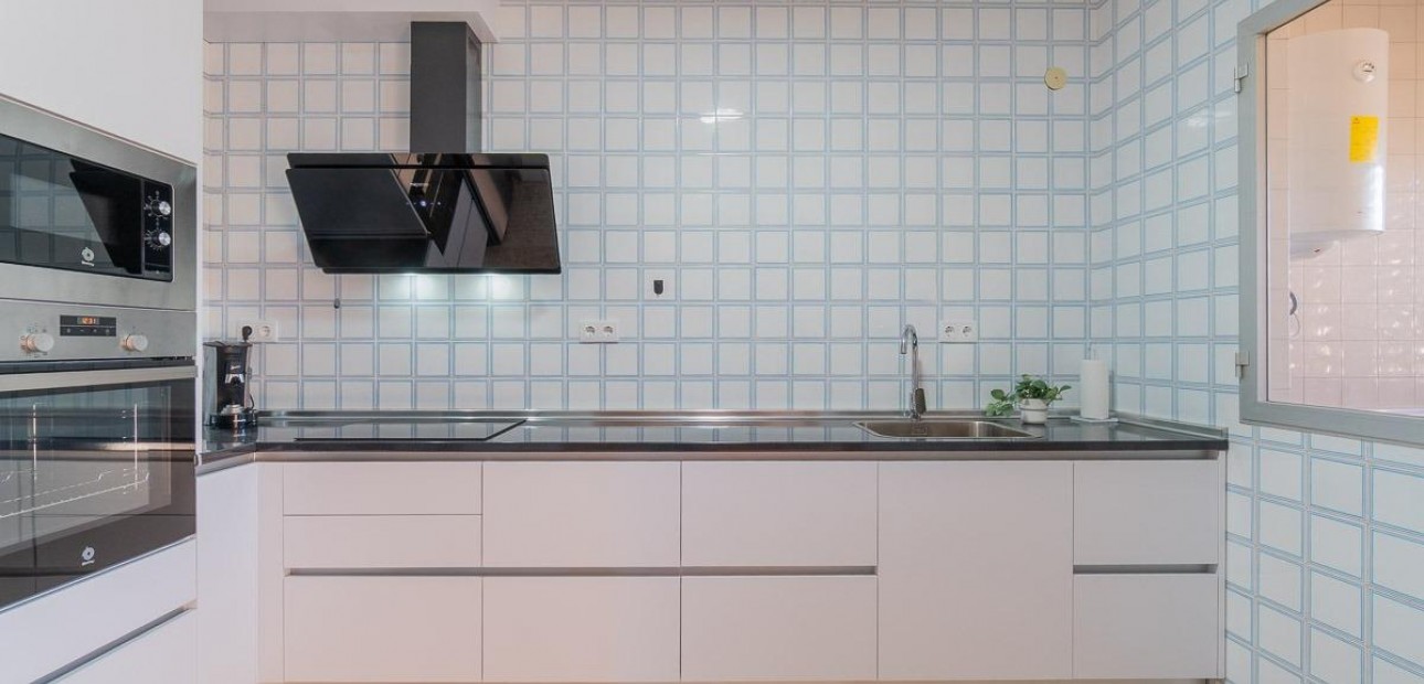 Herverkoop - Flat -
Orihuela Costa - La Zenia