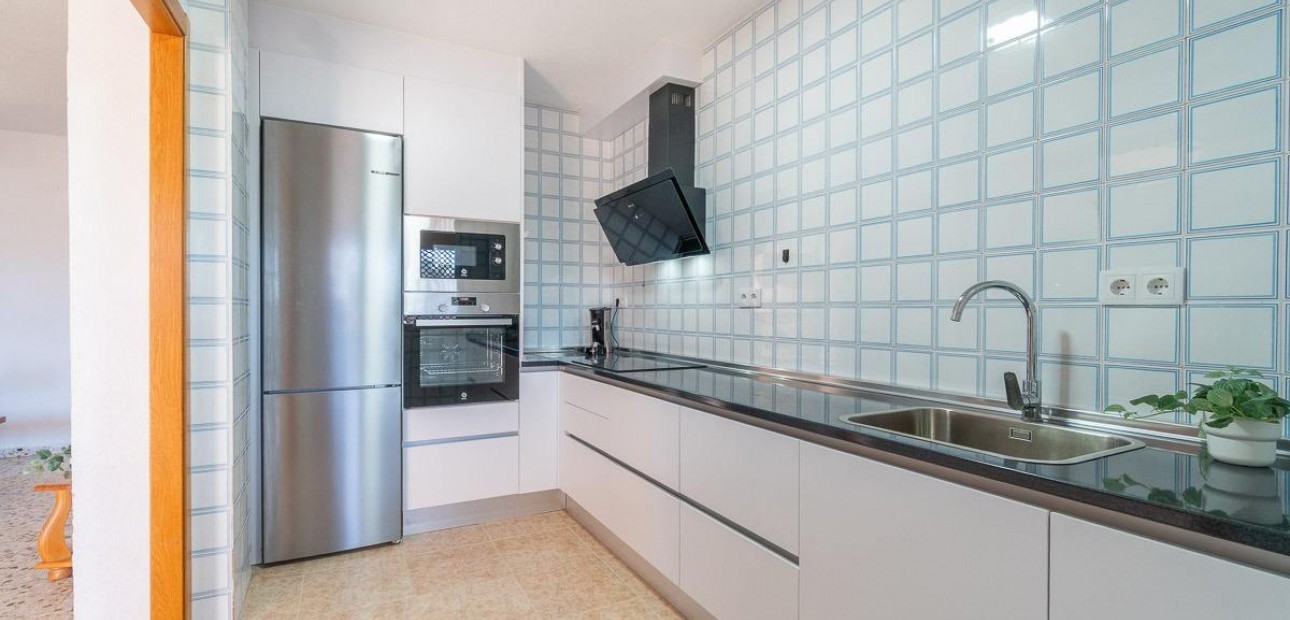 Herverkoop - Flat -
Orihuela Costa - La Zenia