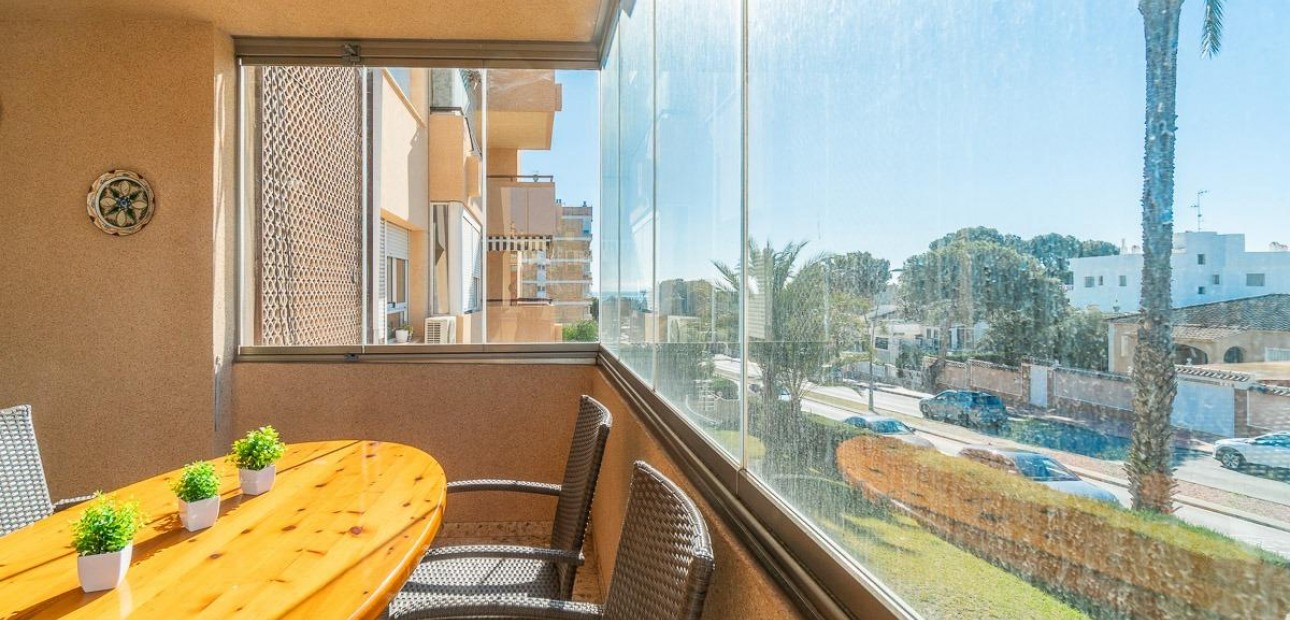 Herverkoop - Flat -
Orihuela Costa - La Zenia