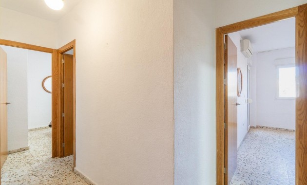 Herverkoop - Flat -
Orihuela Costa - La Zenia