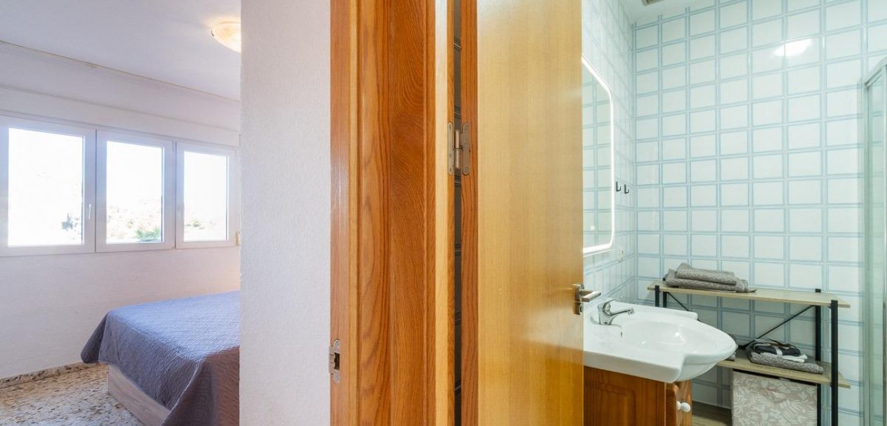 Herverkoop - Flat -
Orihuela Costa - La Zenia