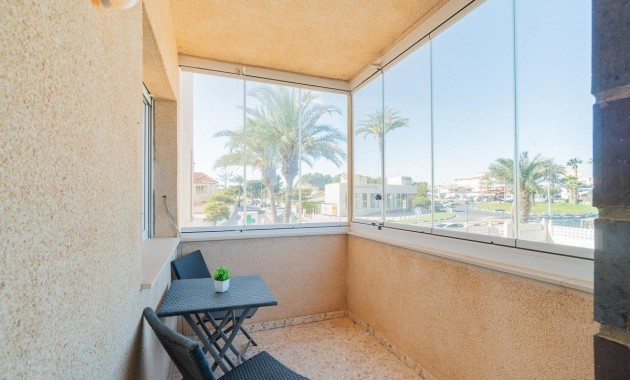 Herverkoop - Flat -
Orihuela Costa - La Zenia