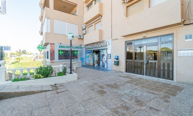 Herverkoop - Flat -
Orihuela Costa - La Zenia