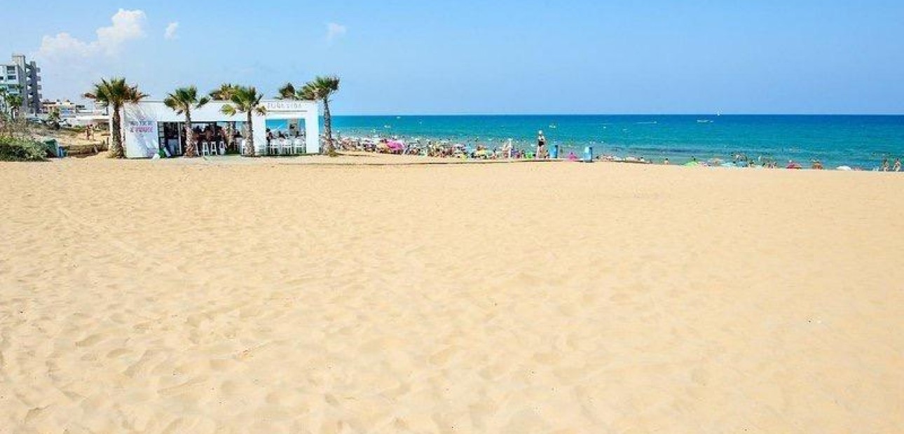 Sale - Apartment / flat -
Torrevieja - Torrejón