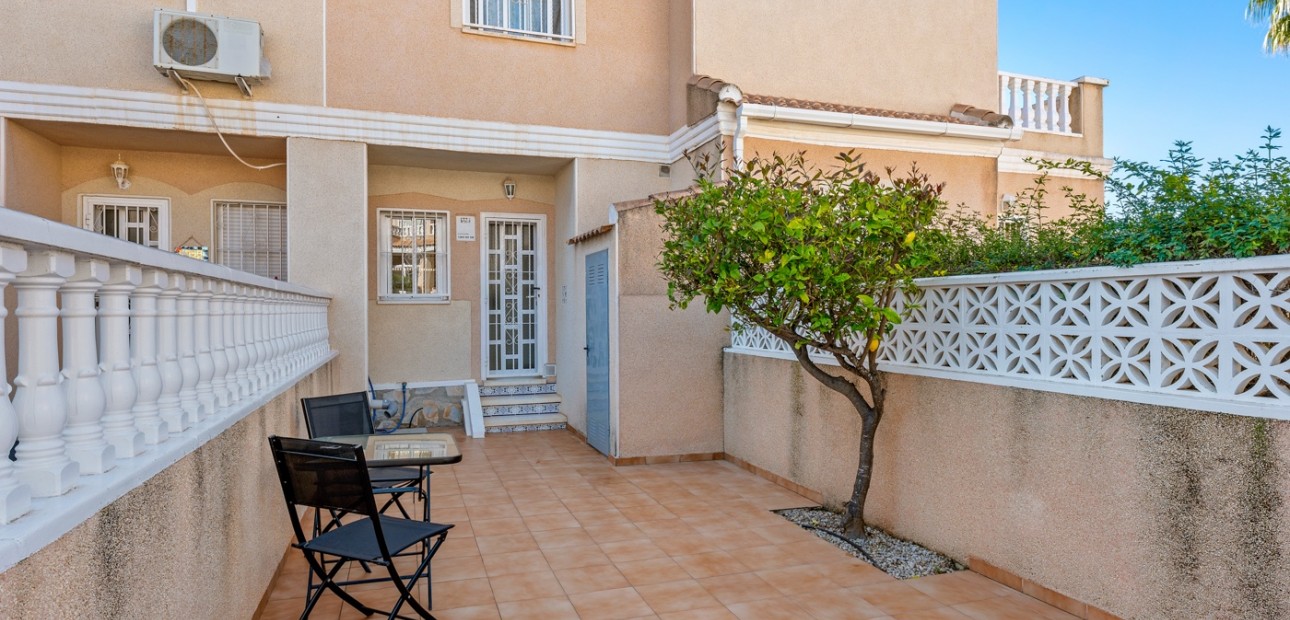 Herverkoop - Herenhuis -
Ciudad Quesada - Rojales