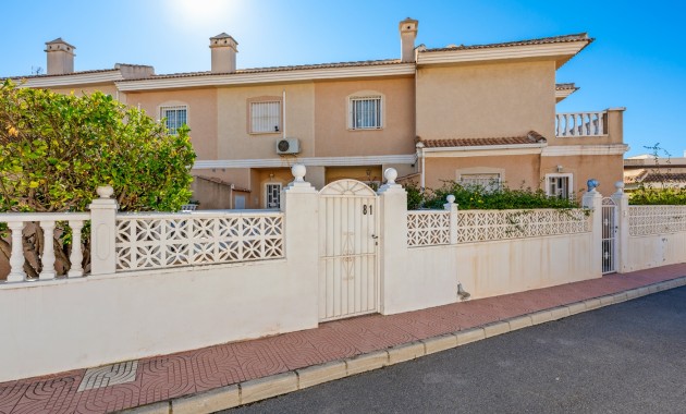 Herverkoop - Herenhuis -
Ciudad Quesada - Rojales