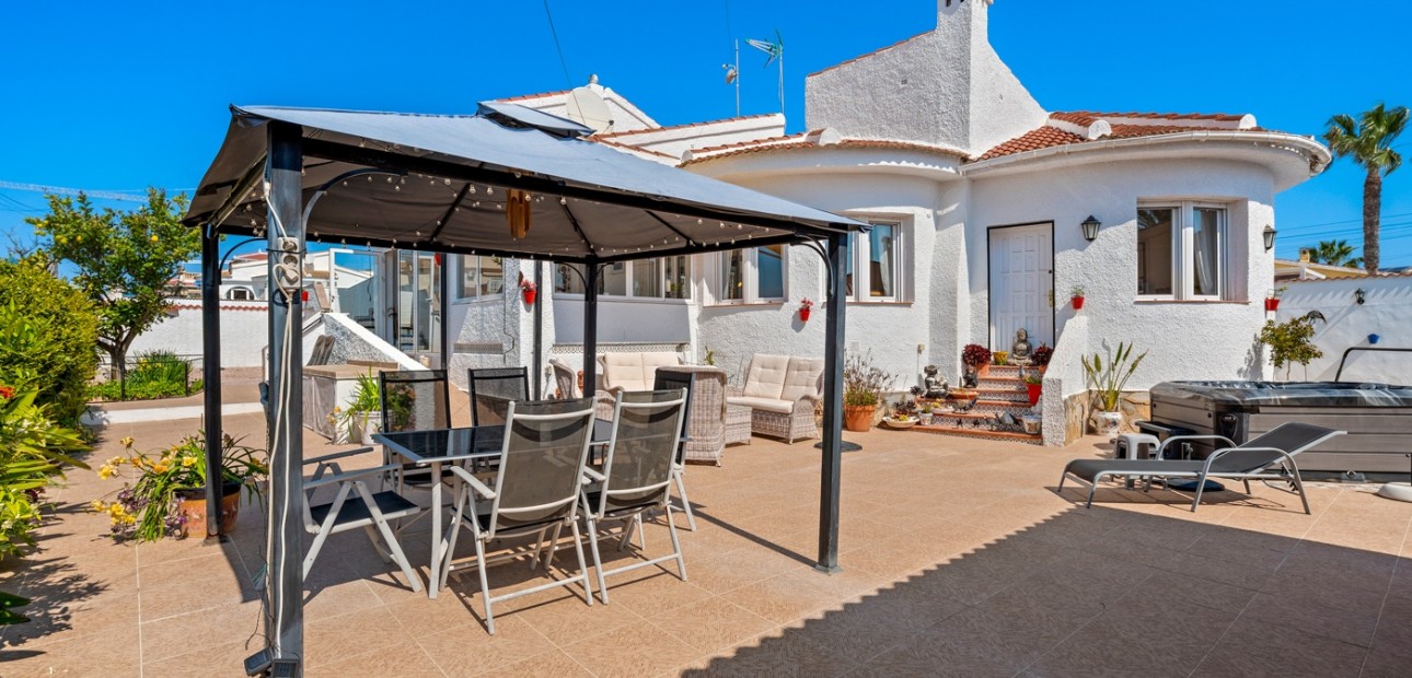 Herverkoop - Detached Villa -
Ciudad Quesada - Rojales