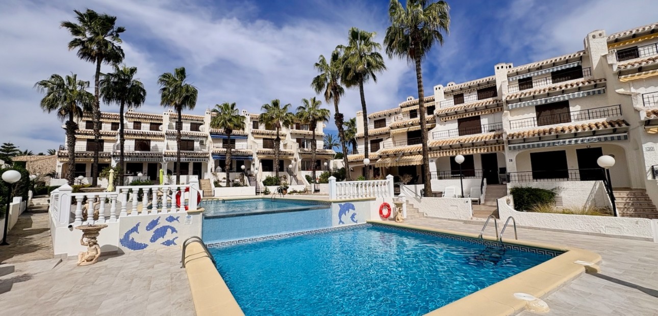 Herverkoop - Adosado -
Orihuela Costa - Cabo Roig