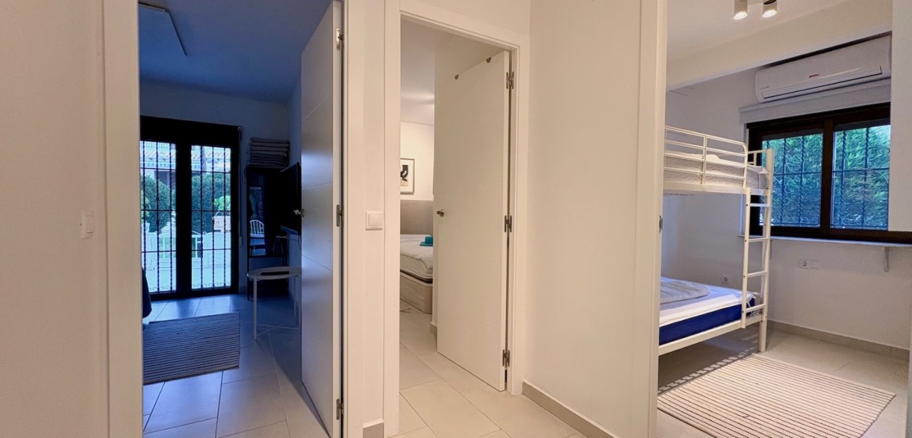 Herverkoop - Adosado -
Orihuela Costa - Cabo Roig