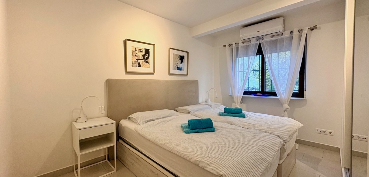 Herverkoop - Adosado -
Orihuela Costa - Cabo Roig